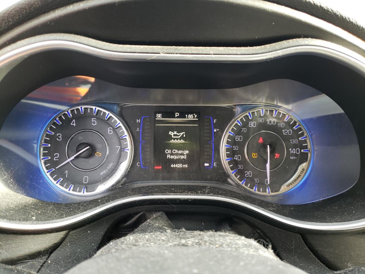 2015 Chrysler 200 VIN 1C3CCCABXFN639153 Copart auction photo, front end / side damage thumbnail 9