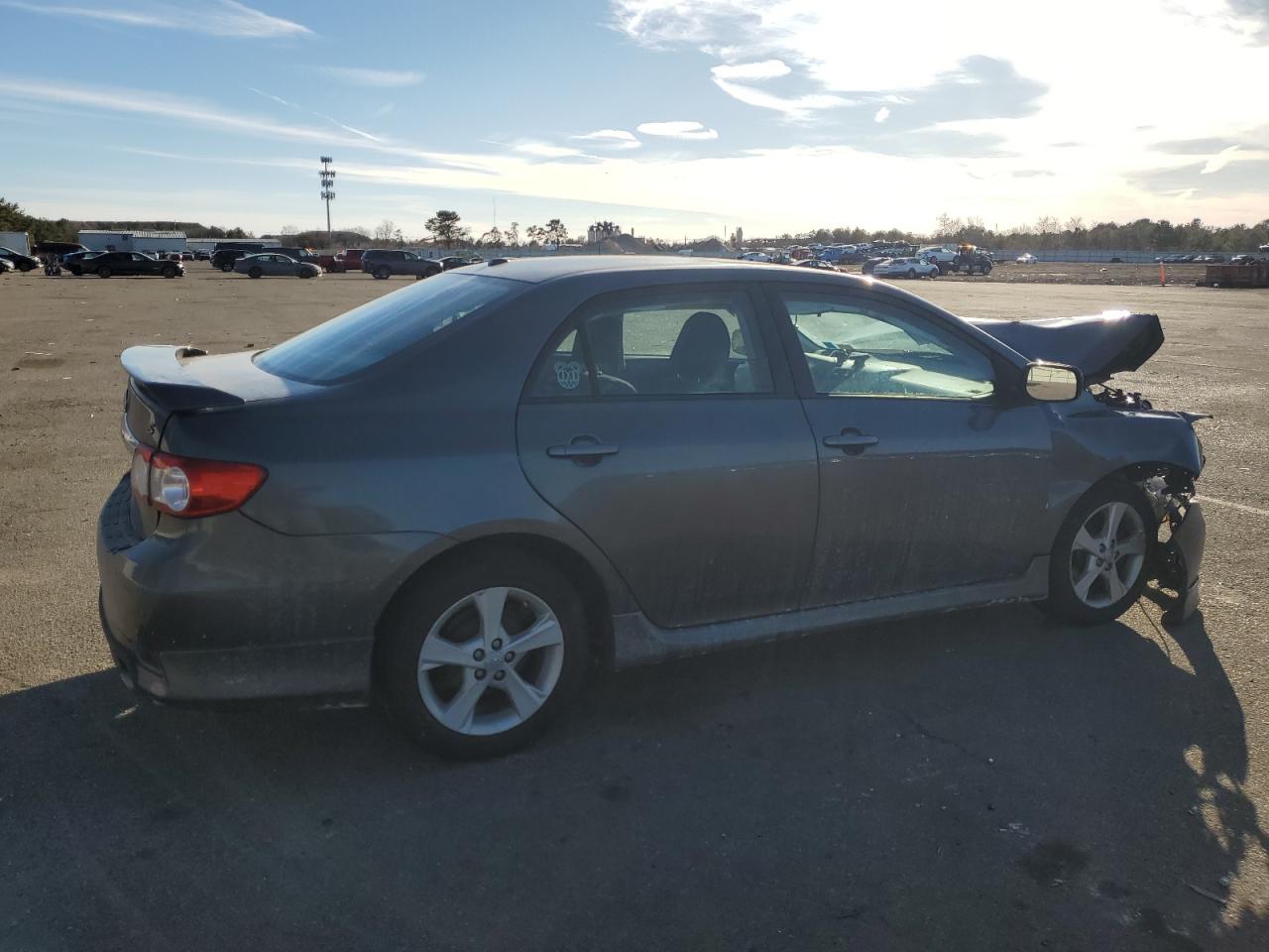 2011 Toyota Corolla VIN 2T1BU4EE7BC699273 Copart auction photo, front end / minor dent/scratches damage thumbnail 3