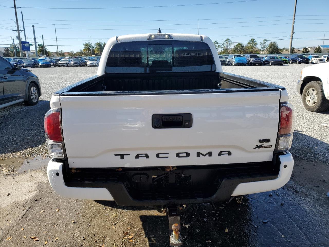 2022 Toyota Tacoma VIN 3TYCZ5AN0NT100036 Copart auction photo, side / front end damage thumbnail 6
