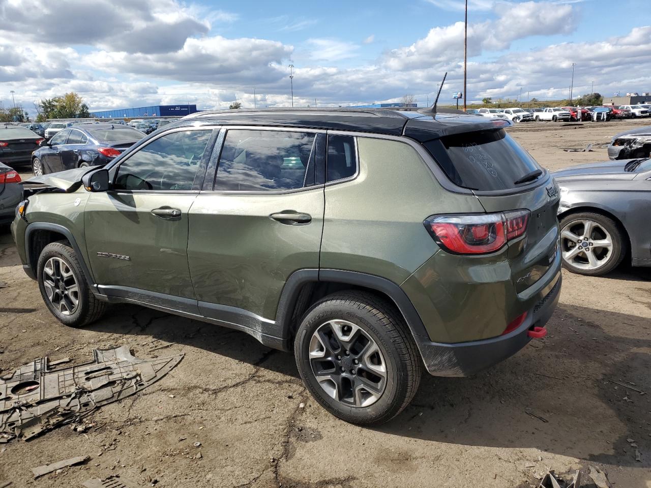 2017 Jeep Compass VIN 3C4NJDDB6HT646843 Copart auction photo, front end damage thumbnail 2