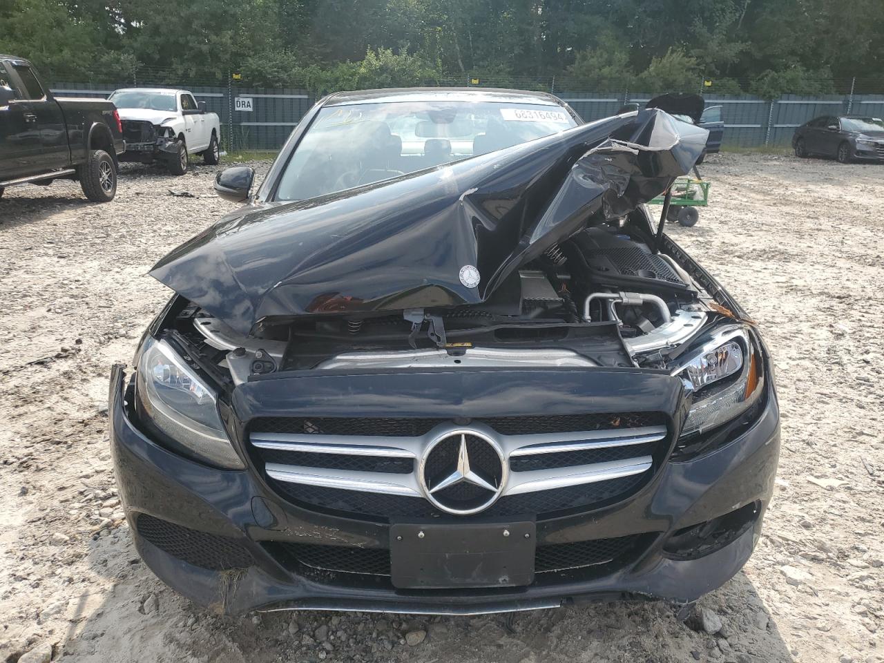 2016 Mercedes-Benz C-klasse VIN 55SWF4KB8GU174150 Copart auction photo, front end / minor dent/scratches damage thumbnail 5