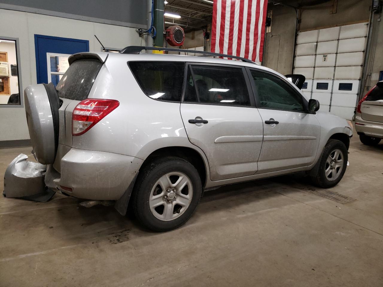 2010 Toyota RAV 4 VIN 2T3ZF4DV1AW043066 Copart auction photo, rear end damage thumbnail 3