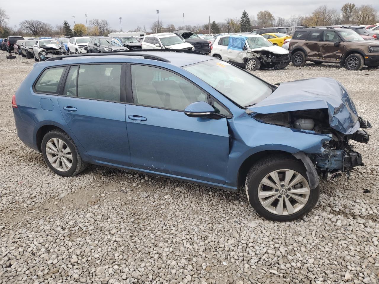 2017 Volkswagen Golf VIN 3VW017AU4HM507982 Copart auction photo, front end damage thumbnail 4