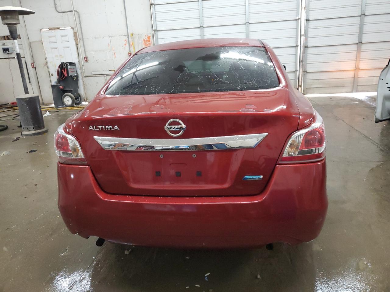 2013 Nissan Altima VIN 1N4AL3AP8DC213913 Copart auction photo, front end / minor dent/scratches damage thumbnail 6