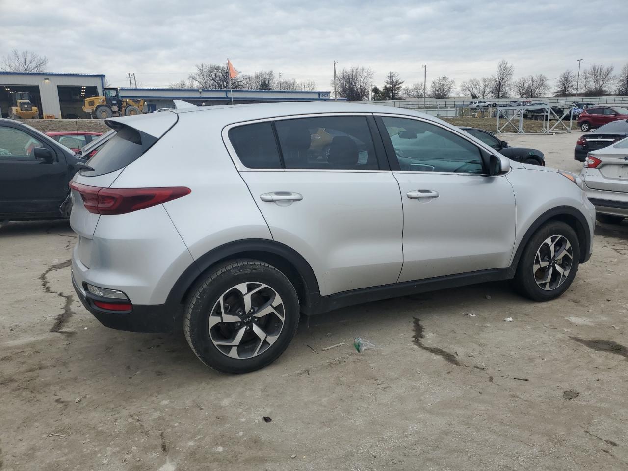 2021 KIA Sportage VIN KNDPM3AC1M7894293 Copart auction photo, front end damage thumbnail 3