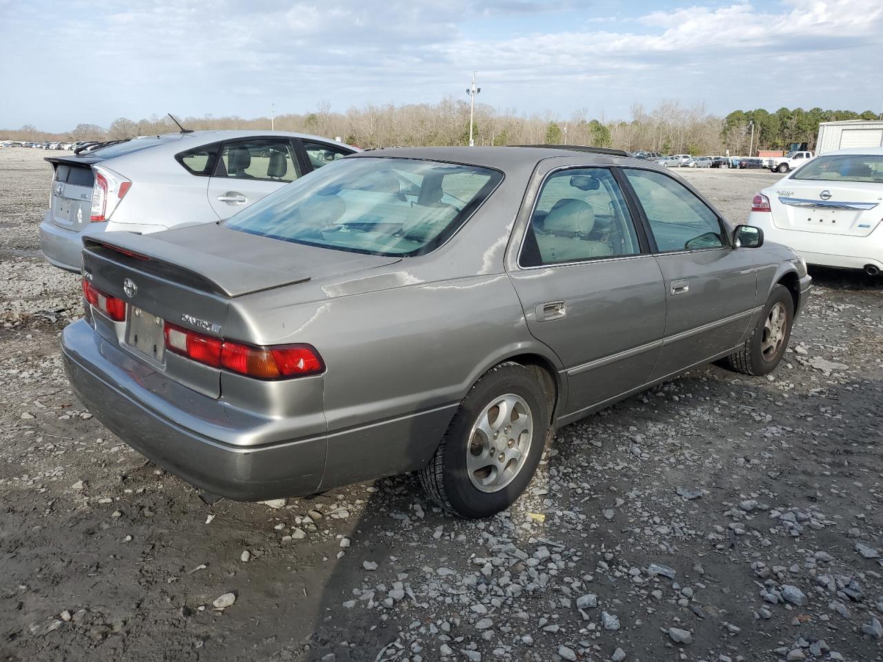 1997 Toyota Camry VIN 4T1BG22K7VU028999 Copart auction photo, rear end damage thumbnail 3