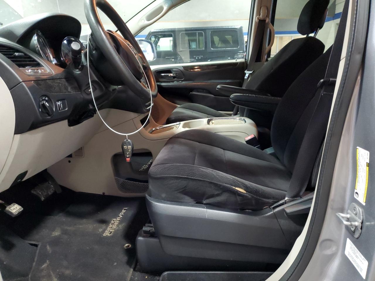 2013 Dodge Caravan VIN 2C4RDGCG9DR770660 Copart auction photo, side damage thumbnail 7