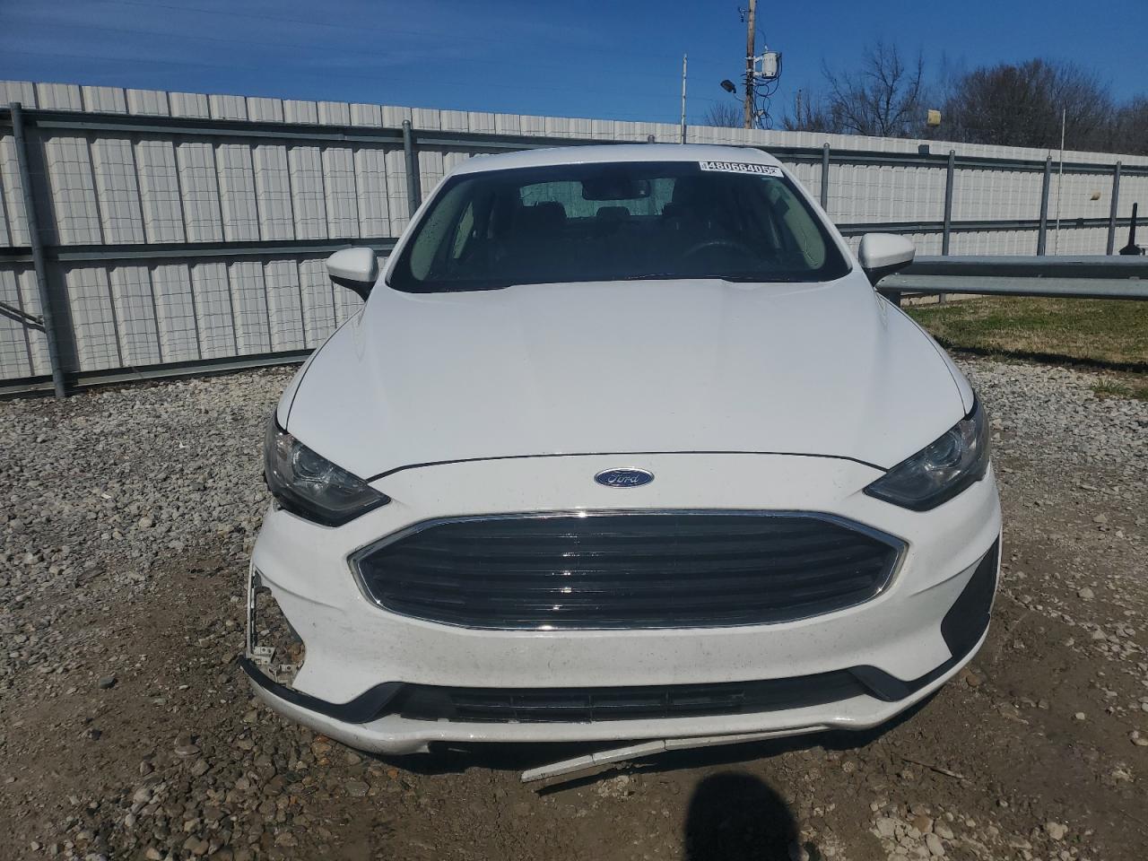 2020 Ford Fusion VIN 3FA6P0G73LR235513 Copart auction photo, front end / side damage thumbnail 5
