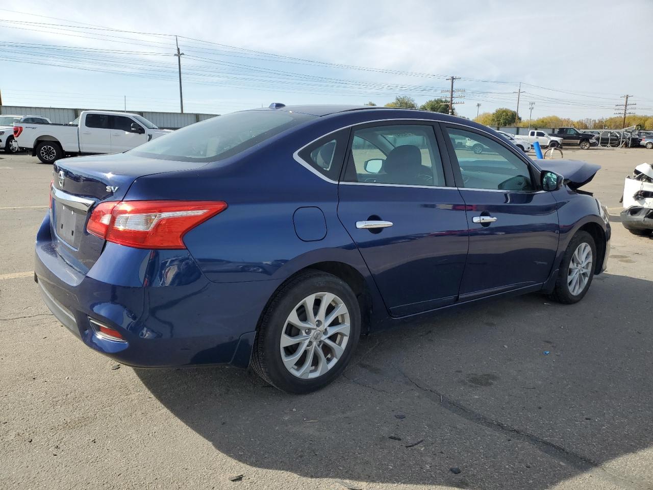 2018 Nissan Sentra VIN 3N1AB7AP6JL623598 Copart auction photo, front end damage thumbnail 3