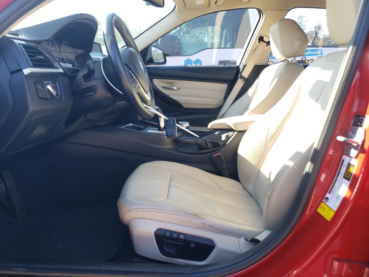 2015 BMW 3er VIN WBA3A5G51FNS85731 Copart auction photo, minor dent/scratches damage thumbnail 7