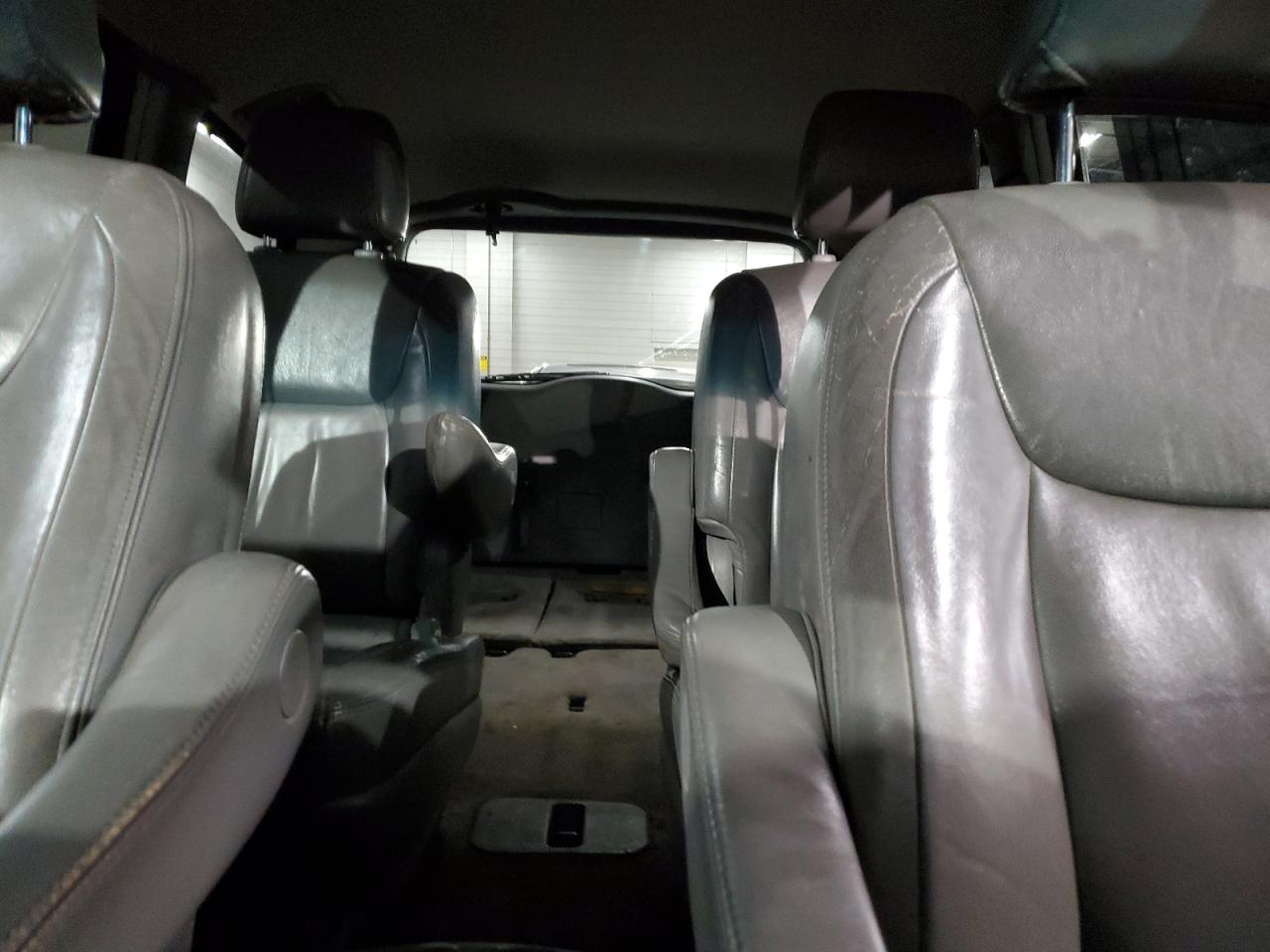 2005 Toyota Sienna VIN 5TDBA22C55S040023 Copart auction photo, front end / side damage thumbnail 10