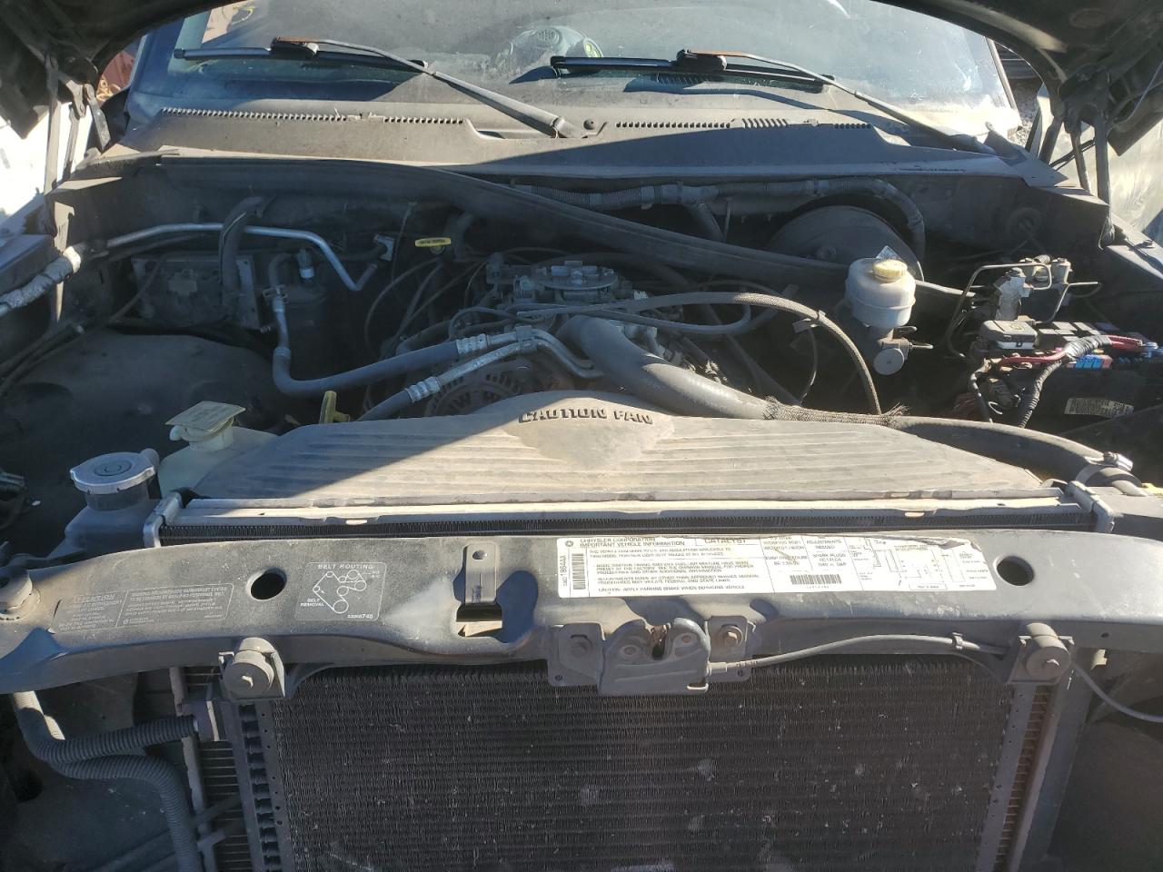 1998 Dodge RAM VIN 1B7HF16Y7WS633175 Copart auction photo, rear end damage thumbnail 11