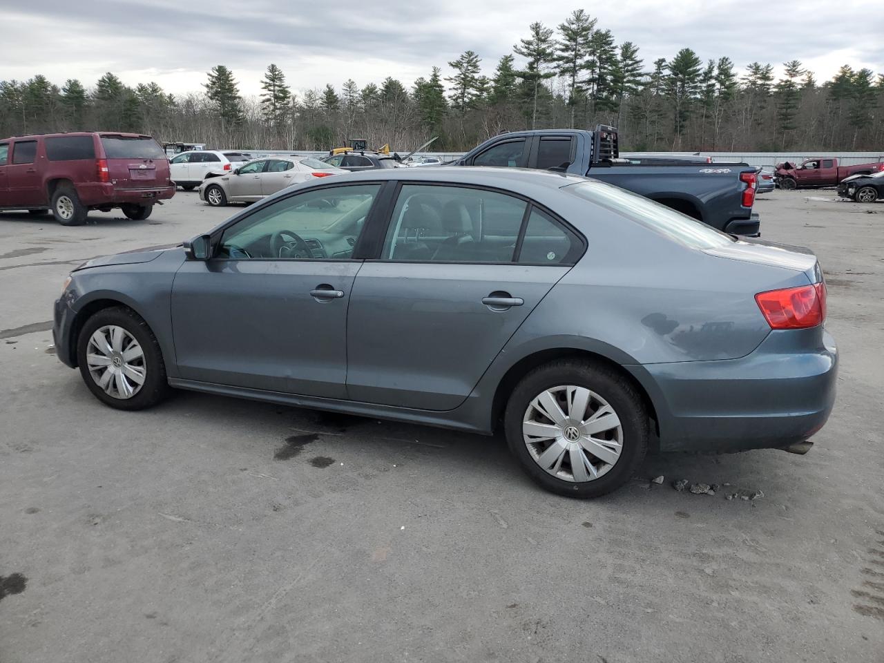 2014 Volkswagen Jetta VIN 3VWB17AJXEM438631 Copart auction photo, front end / undercarriage damage thumbnail 2