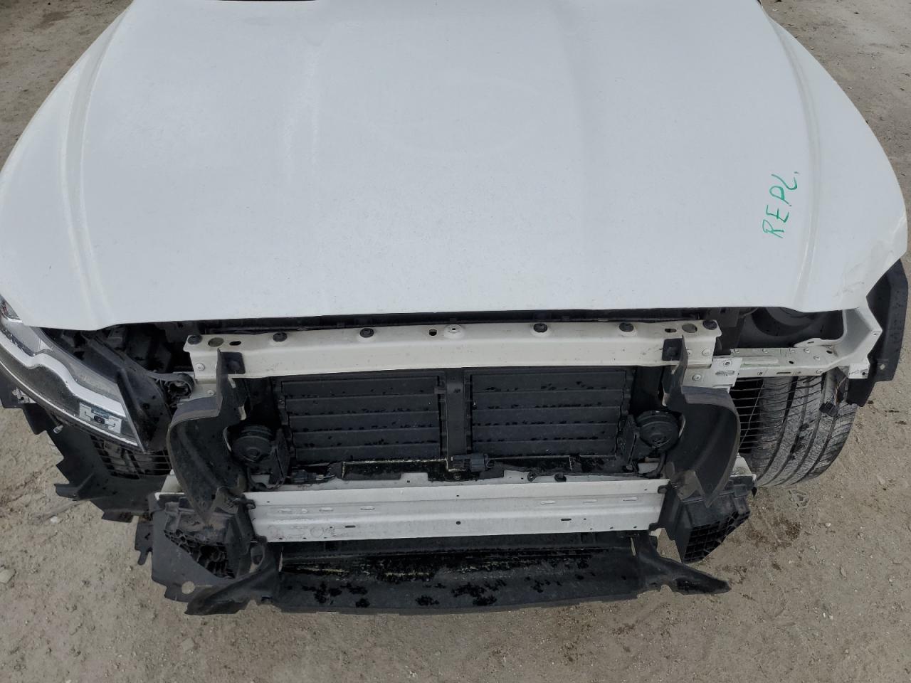 2017 Jaguar F-Pace VIN SADCK2BV9HA073227 Copart auction photo, front end damage thumbnail 12