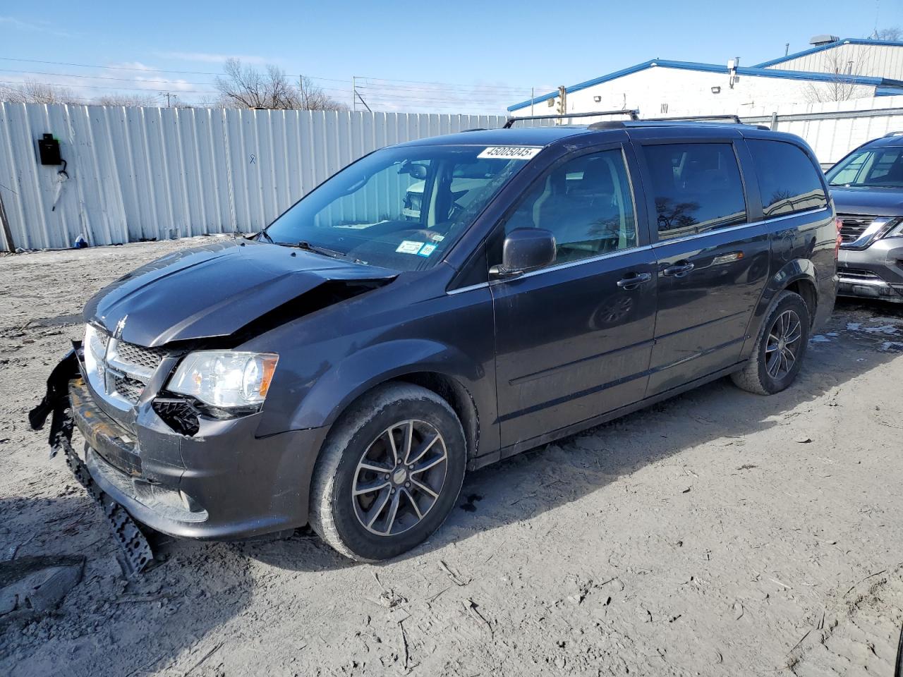 2017 Dodge Caravan VIN 2C4RDGCG7HR651544 - Copart auction photo