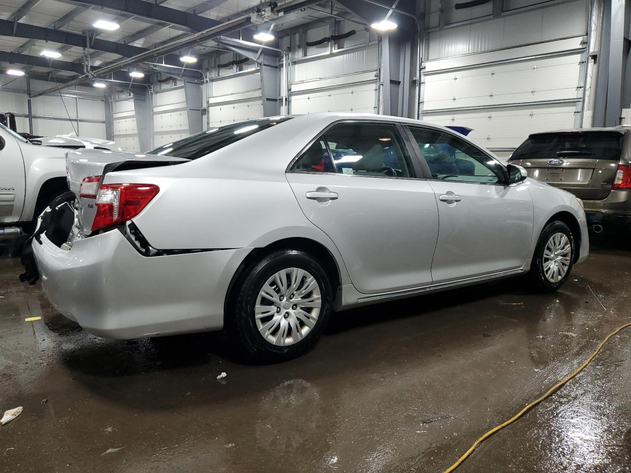2014 Toyota Camry VIN 4T4BF1FK8ER388408 Copart auction photo, rear end / front end damage thumbnail 3