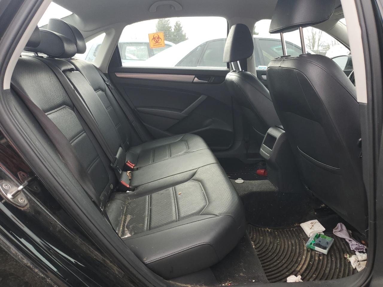 2015 Volkswagen Passat VIN 1VWAT7A37FC078308 Copart auction photo, vandalism damage thumbnail 10