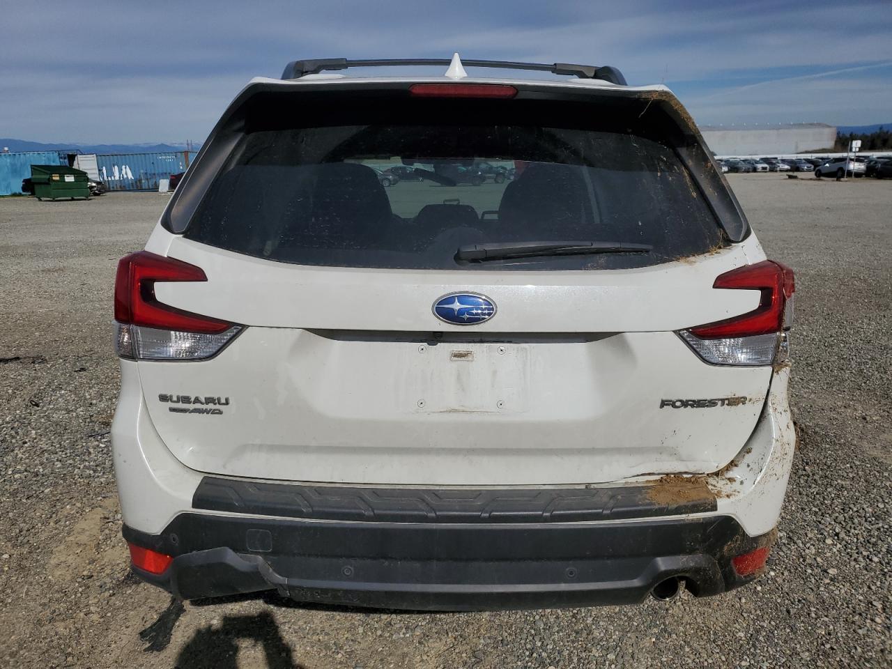 2019 Subaru Forester VIN JF2SKAUC4KH589976 Copart auction photo, front end / rear end damage thumbnail 6