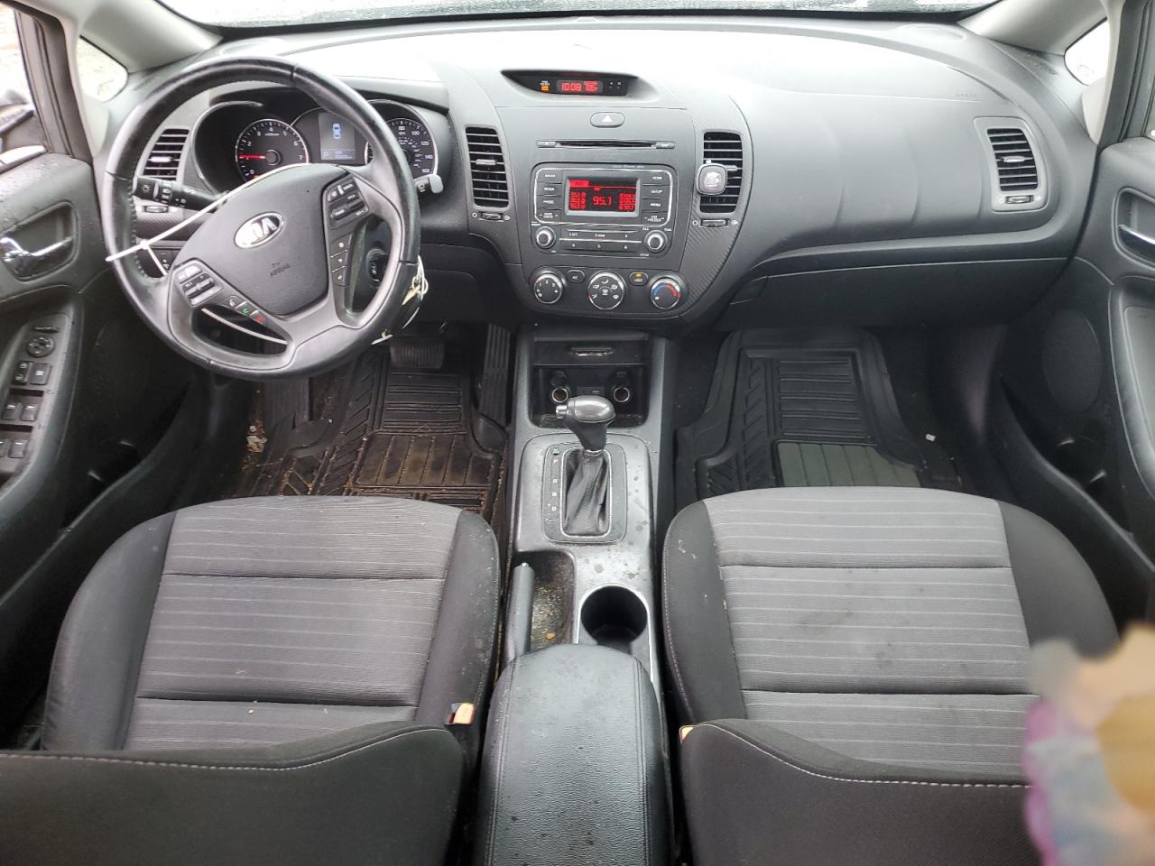 2015 KIA Forte VIN KNAFX5A83F5359035 Copart auction photo, side damage thumbnail 8