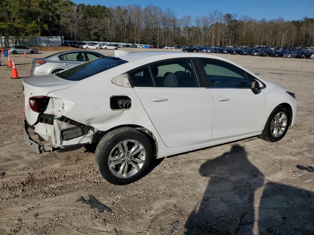 2019 Chevrolet Cruze VIN 1G1BE5SM2K7147690 Copart auction photo, rear end / side damage thumbnail 3