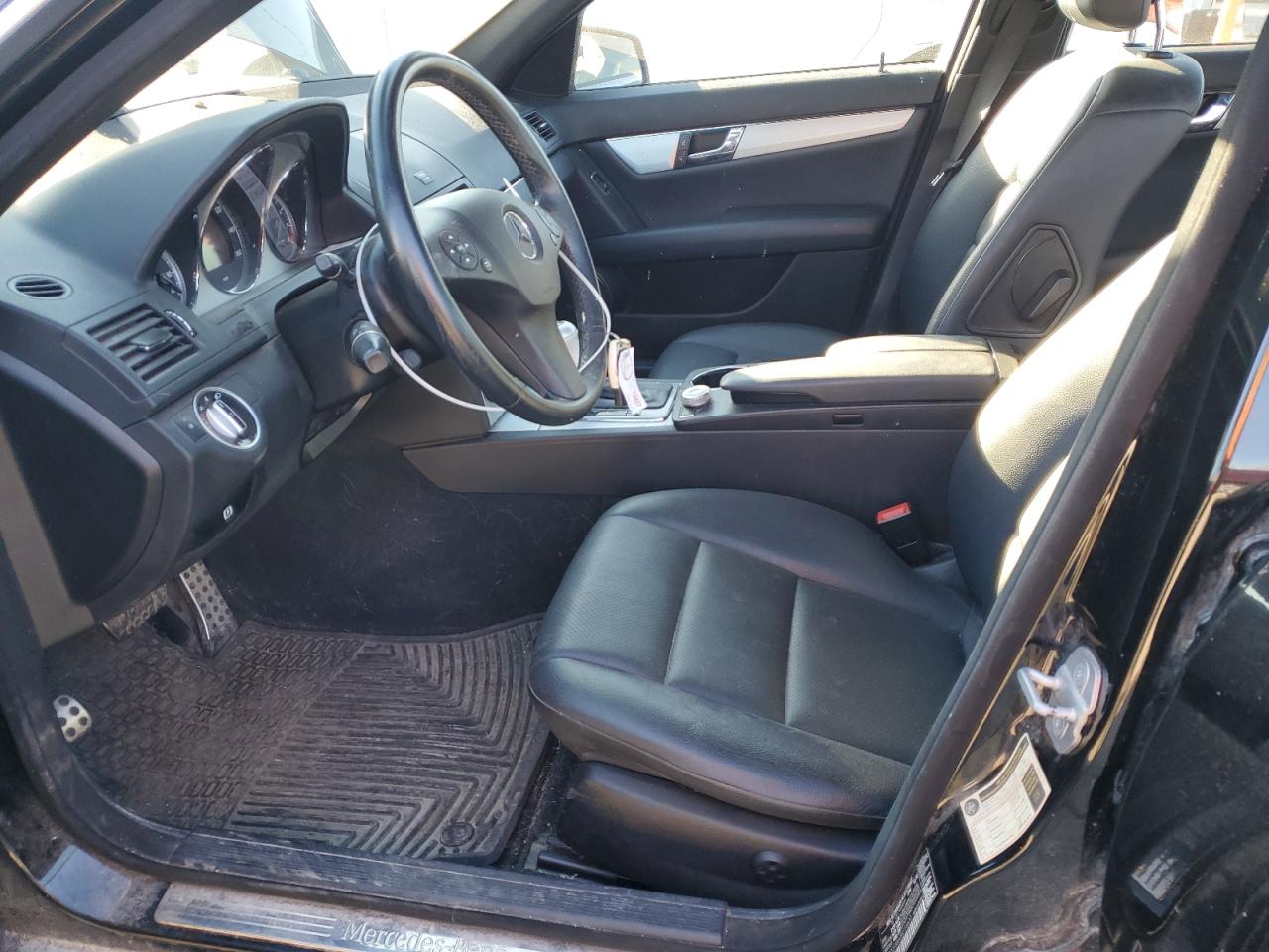 2011 Mercedes-Benz C-klasse VIN WDDGF8BB0BR158630 Copart auction photo, front end damage thumbnail 7