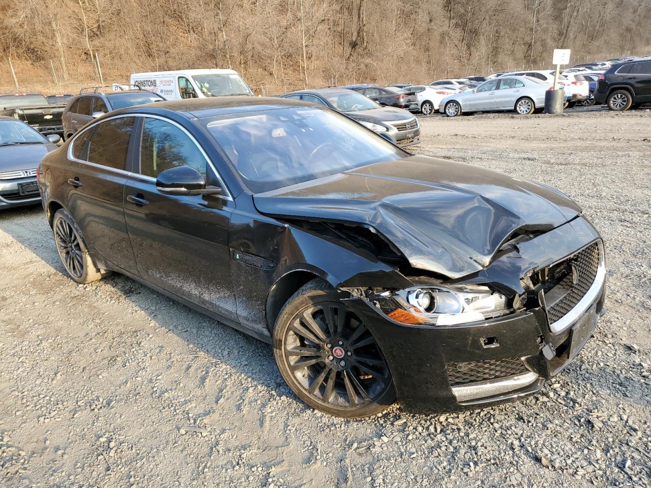 2018 Jaguar XF VIN SAJBE4FX4JCY59356 Copart auction photo, front end / minor dent/scratches damage thumbnail 4