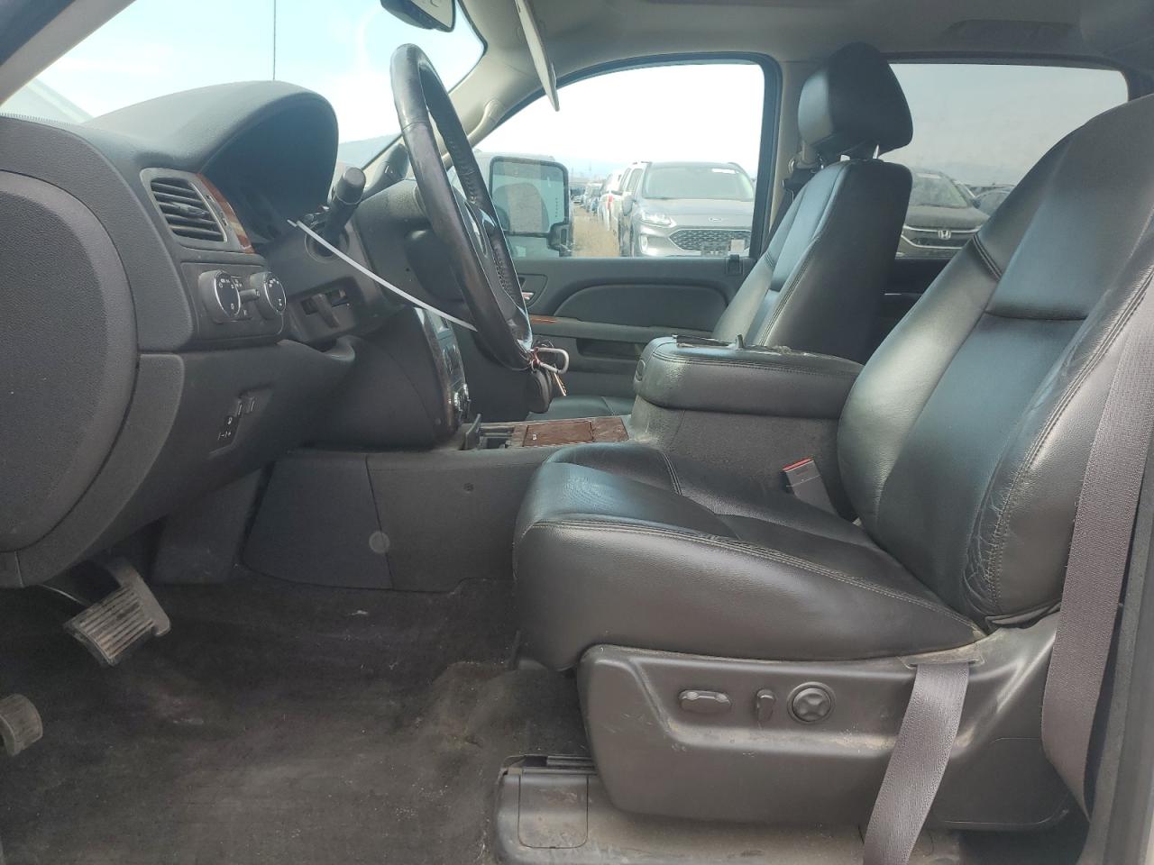 2013 Chevrolet Avalanche VIN 3GNTKGE76DG122652 Copart auction photo, all over damage thumbnail 7