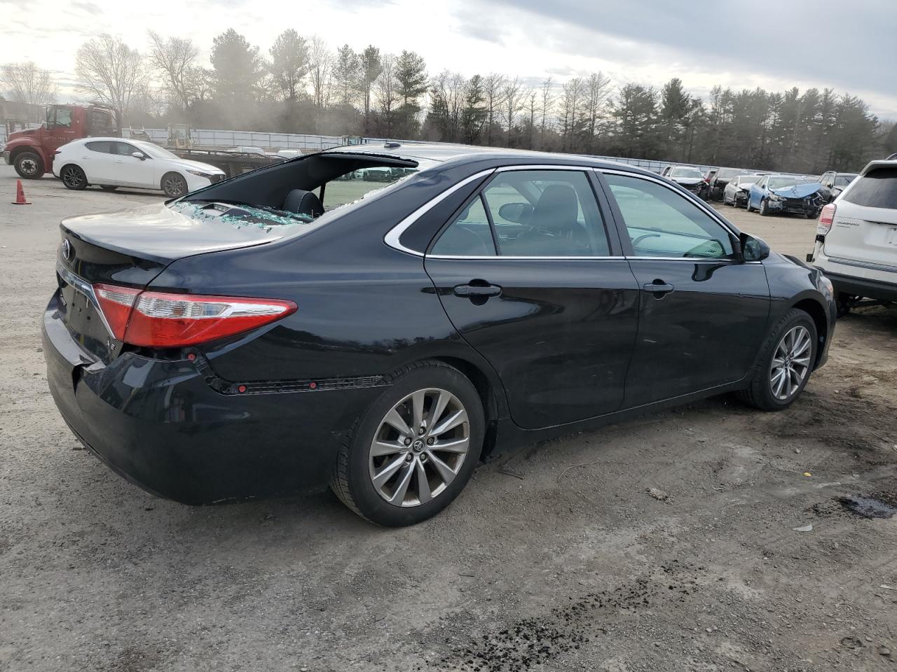 2016 Toyota Camry VIN 4T1BK1FK6GU576238 Copart auction photo, rear end / minor dent/scratches damage thumbnail 3