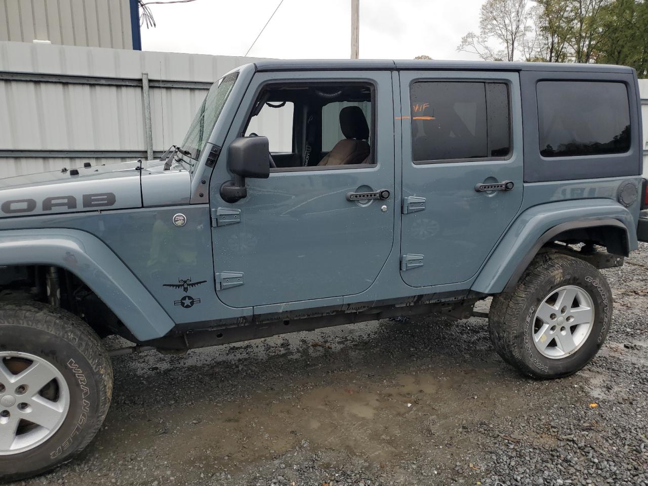 2014 Jeep Wrangler VIN 1C4BJWEG4EL226420 Copart auction photo, water/flood / minor dent/scratches damage thumbnail 13