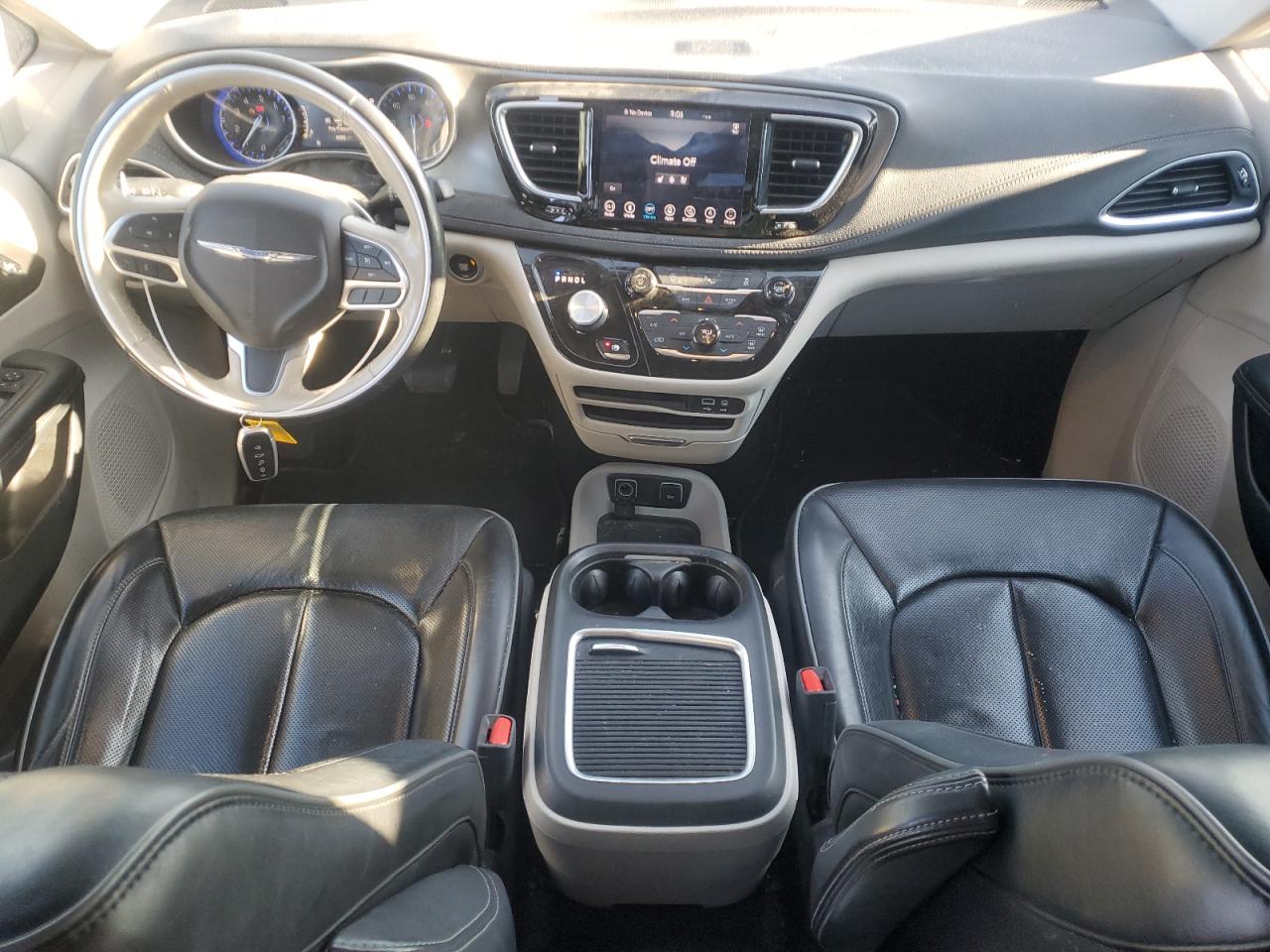 2019 Chrysler Pacifica VIN 2C4RC1GG8KR551986 Copart auction photo, front end / minor dent/scratches damage thumbnail 8