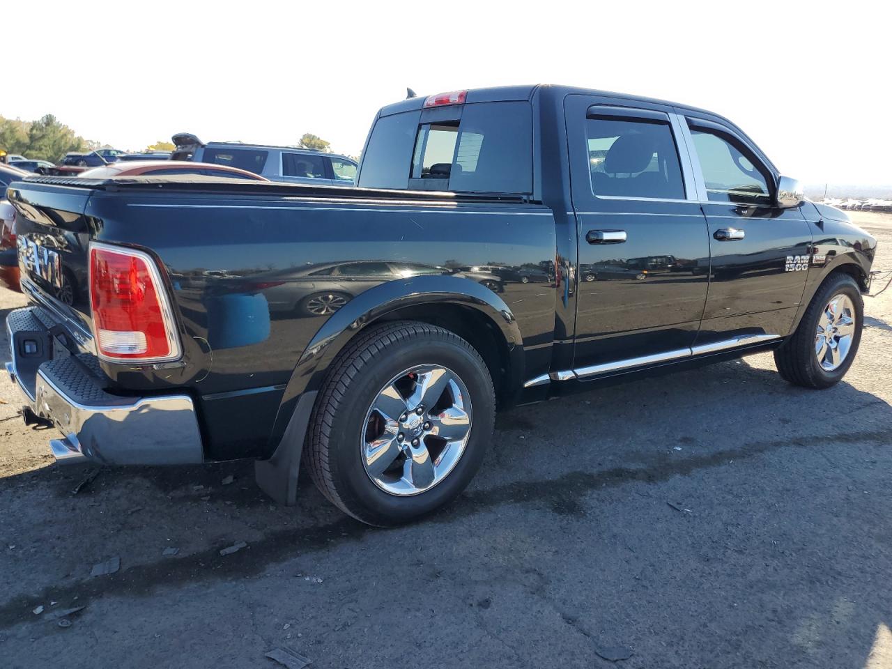 2016 RAM 1500 VIN 1C6RR7PT6GS384961 Copart auction photo, front end / side damage thumbnail 3