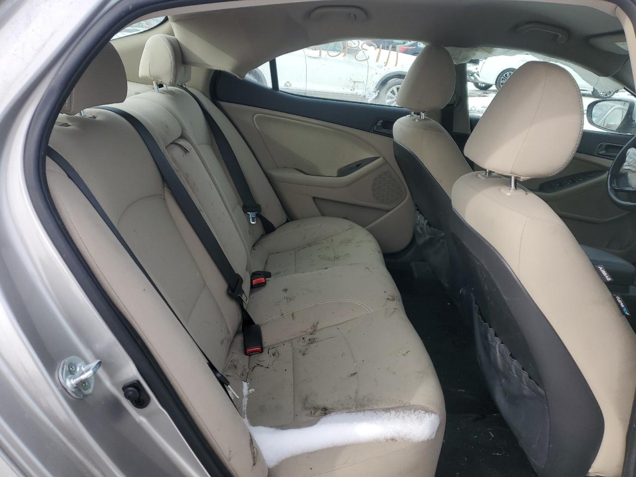 2015 KIA Optima VIN 5XXGM4A72FG483391 Copart auction photo, vandalism damage thumbnail 10