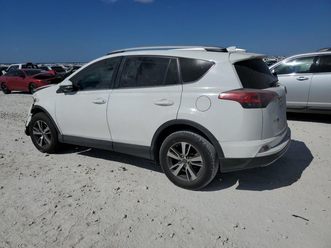 2016 Toyota RAV 4 VIN 2T3WFREV5GW266444 Copart auction photo, front end / minor dent/scratches damage thumbnail 2