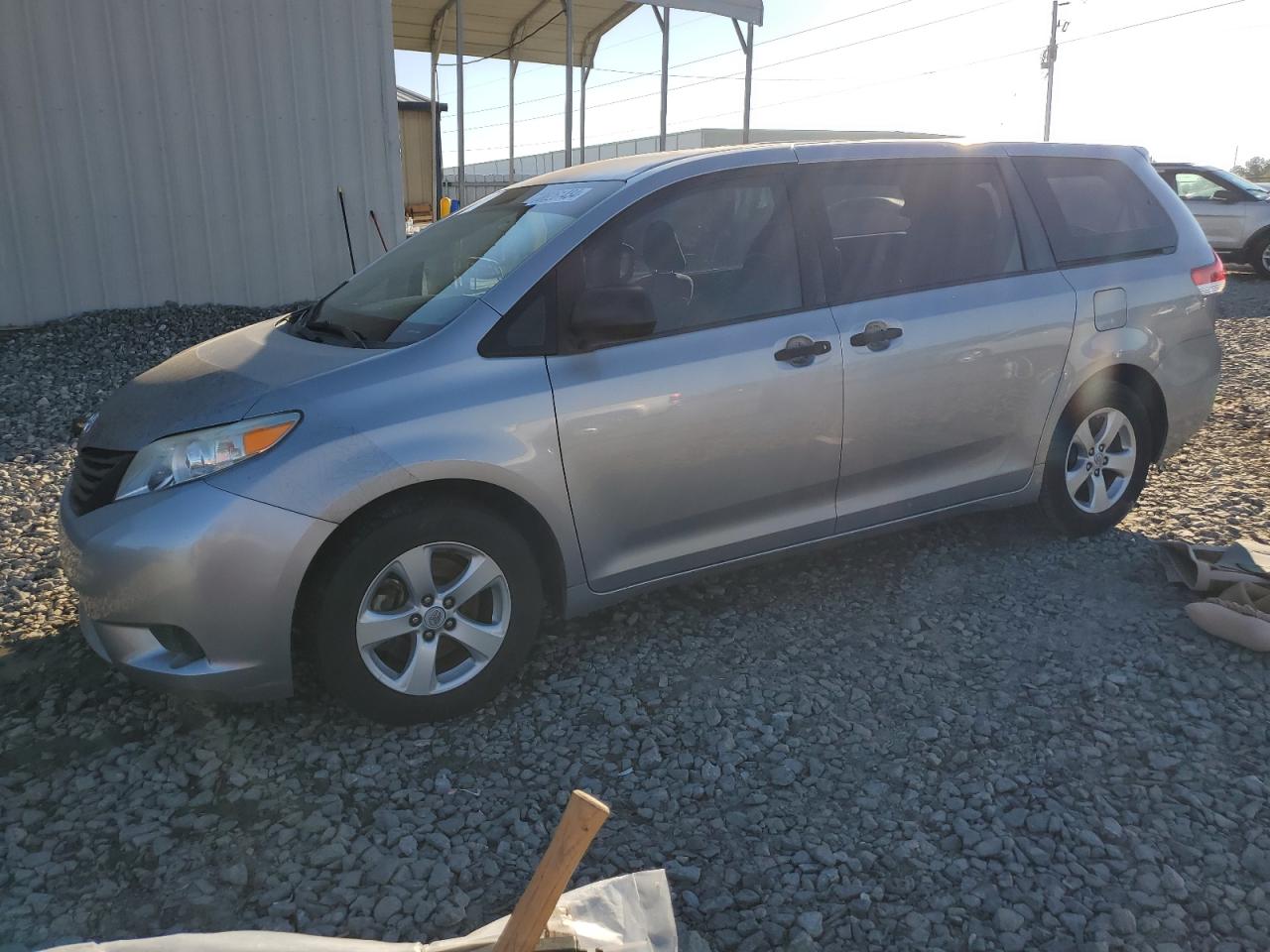2011 Toyota Sienna VIN 5TDZK3DC9BS029505