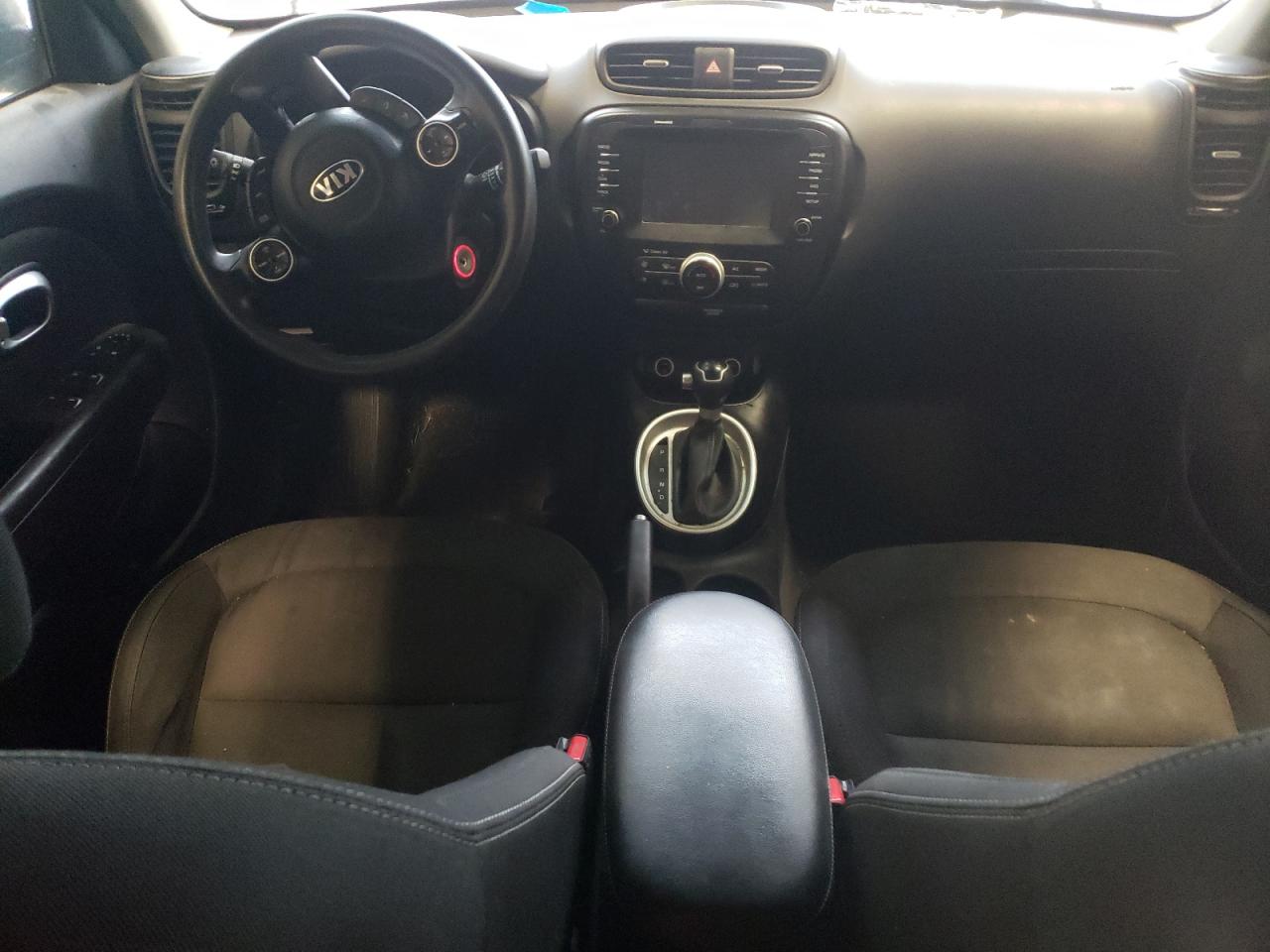 2018 KIA Soul VIN KNDJP3A53J7520424 Copart auction photo, burn - engine / all over damage thumbnail 8