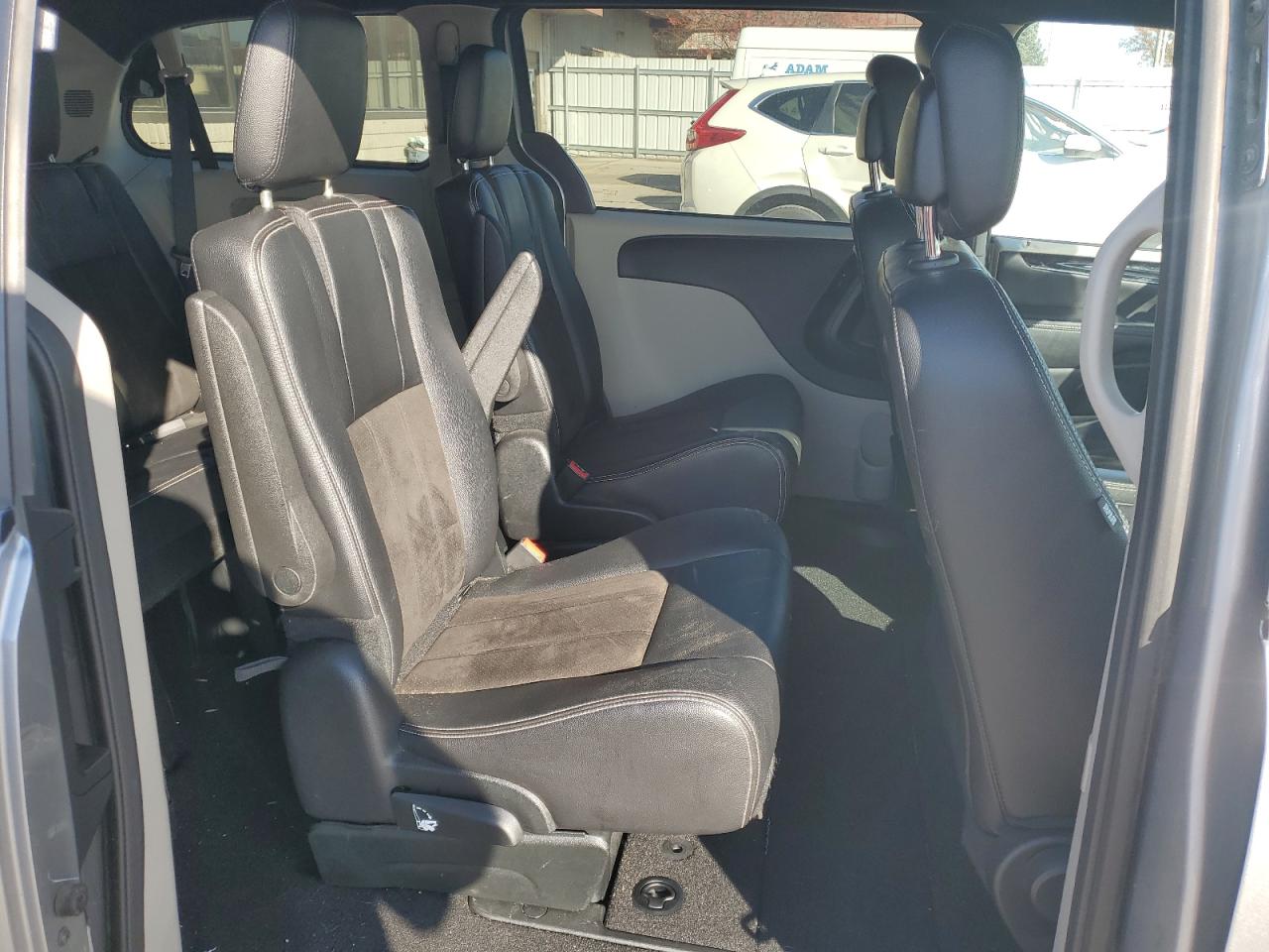 2019 Dodge Caravan VIN 2C4RDGCG5KR564801 Copart auction photo, front end / side damage thumbnail 11