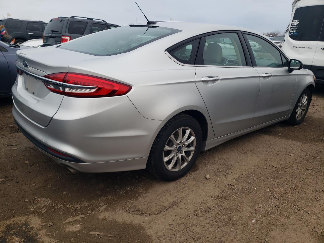 2018 Ford Fusion VIN 3FA6P0G75JR125303 Copart auction photo, front end damage thumbnail 3
