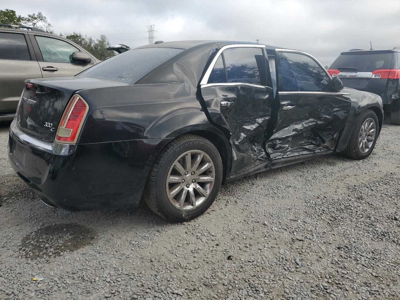 2012 Chrysler 300 VIN 2C3CCAET8CH308440 Copart auction photo, side / front end damage thumbnail 3