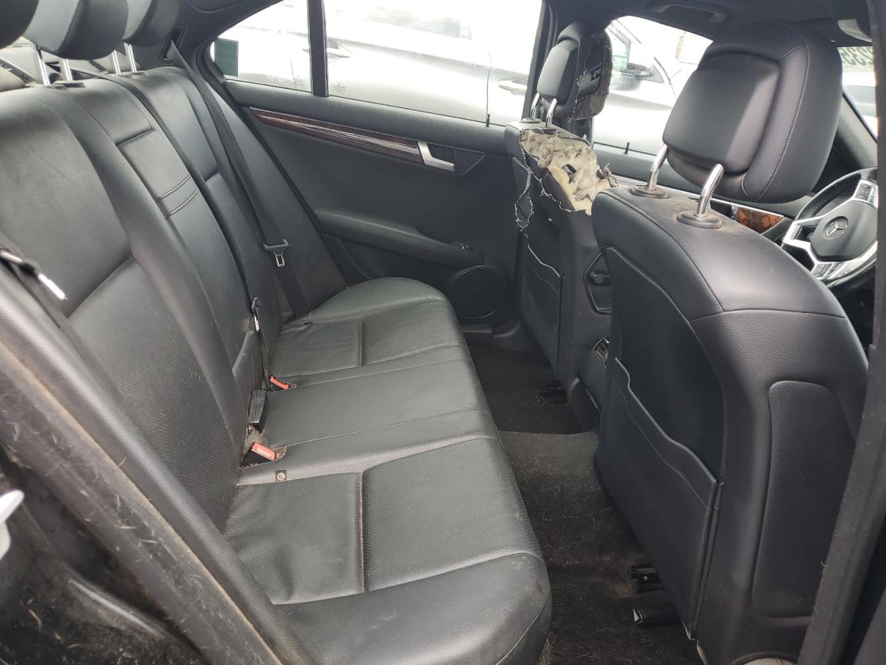 2012 Mercedes-Benz C-klasse VIN WDDGF8BB3CR224802 Copart auction photo, front end / side damage thumbnail 10