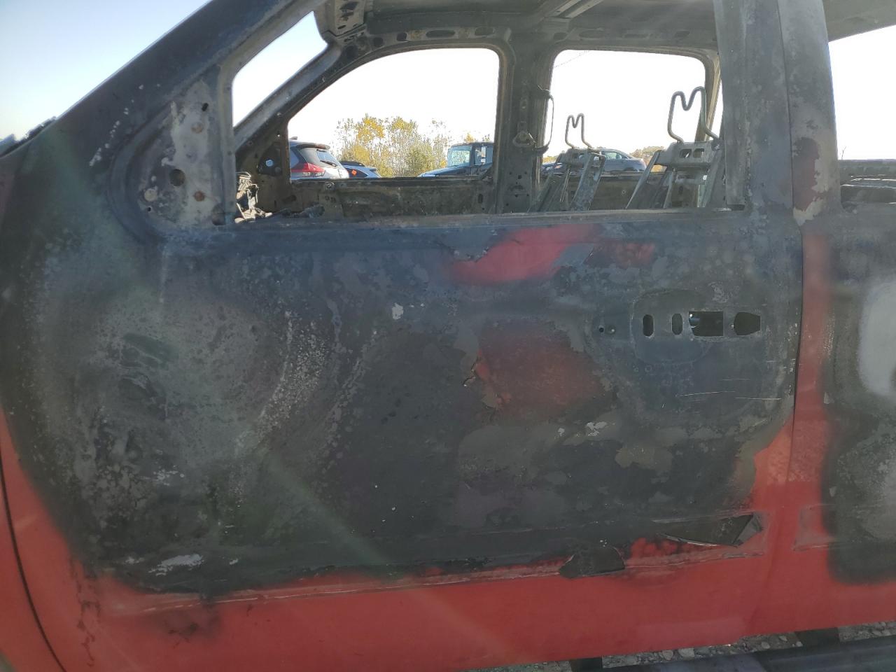 2013 GMC Sierra VIN 3GTP2UEA3DG188824 Copart auction photo, burn damage thumbnail 7