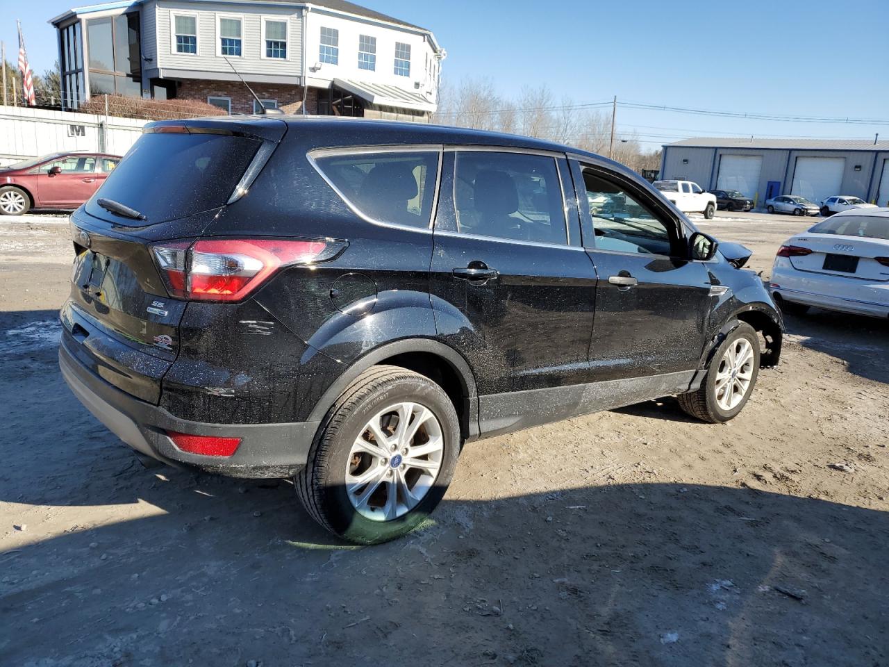 2017 Ford Escape VIN 1FMCU9GD0HUD01592 Copart auction photo, front end damage thumbnail 3