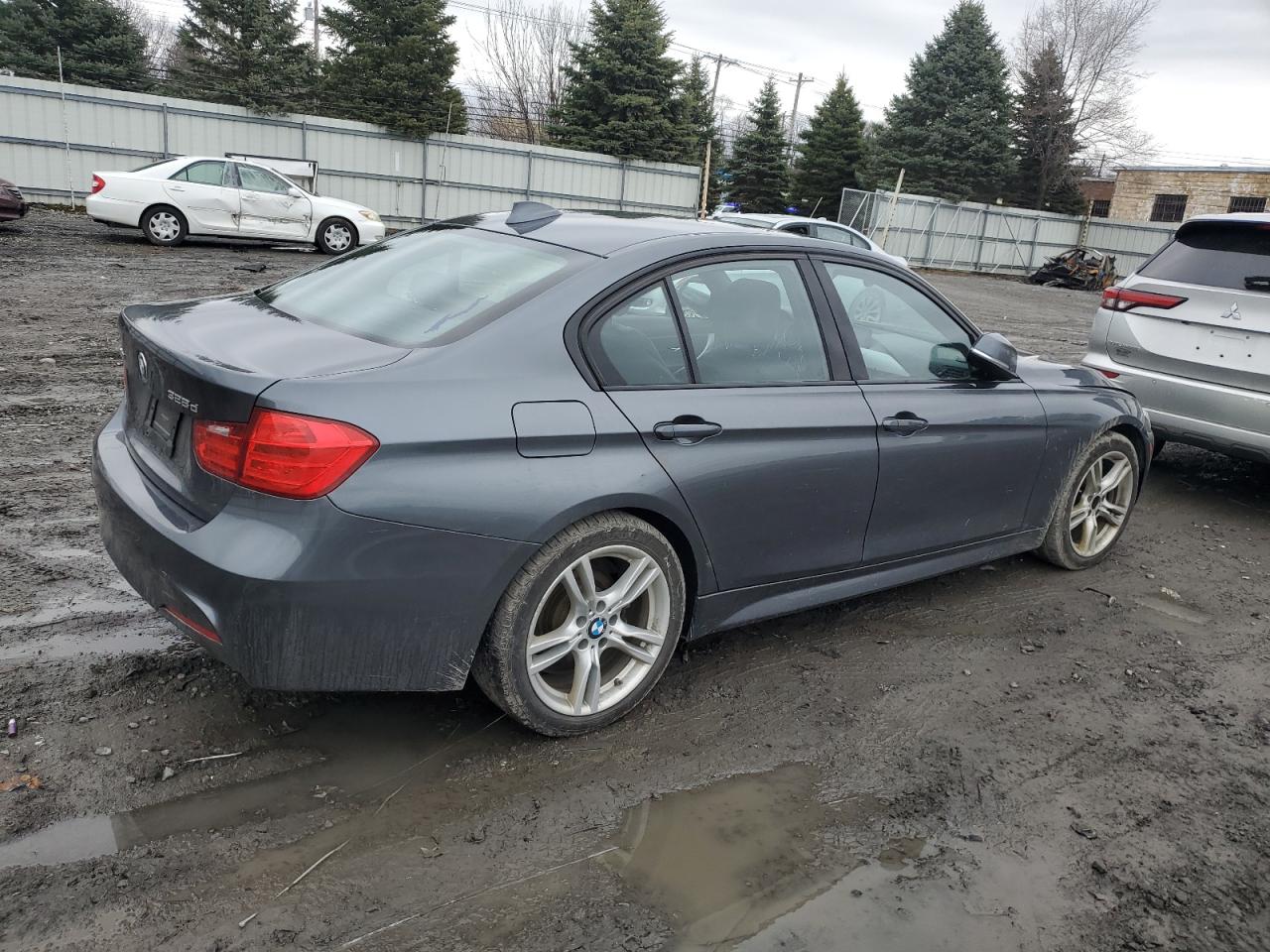 2014 BMW 3er VIN WBA3D5C59EKX99243 Copart auction photo, front end damage thumbnail 3