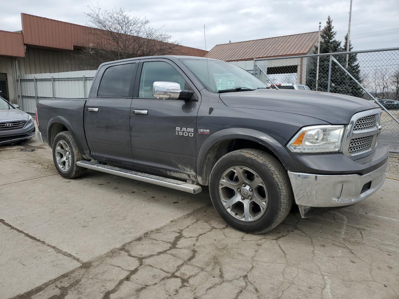2017 RAM 1500 VIN 1C6RR7NT2HS587706 Copart auction photo, side damage thumbnail 4