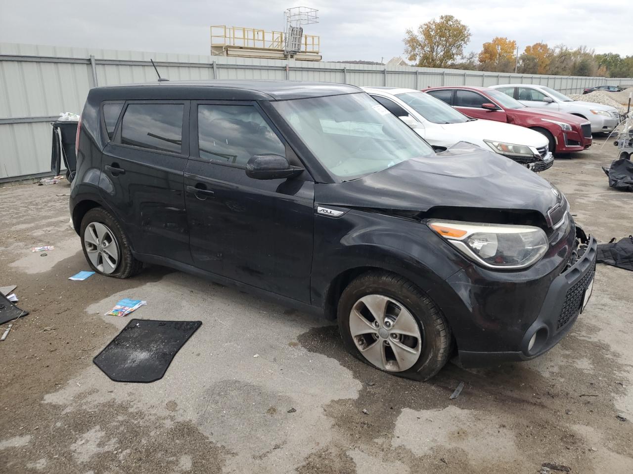 2015 KIA Soul VIN KNDJN2A23F7761705 Copart auction photo, front end / side damage thumbnail 4