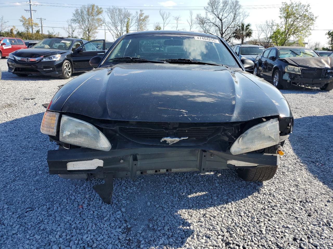 1998 Ford Mustang VIN 1FAFP42X7WF230542 Copart auction photo, side / front end damage thumbnail 5