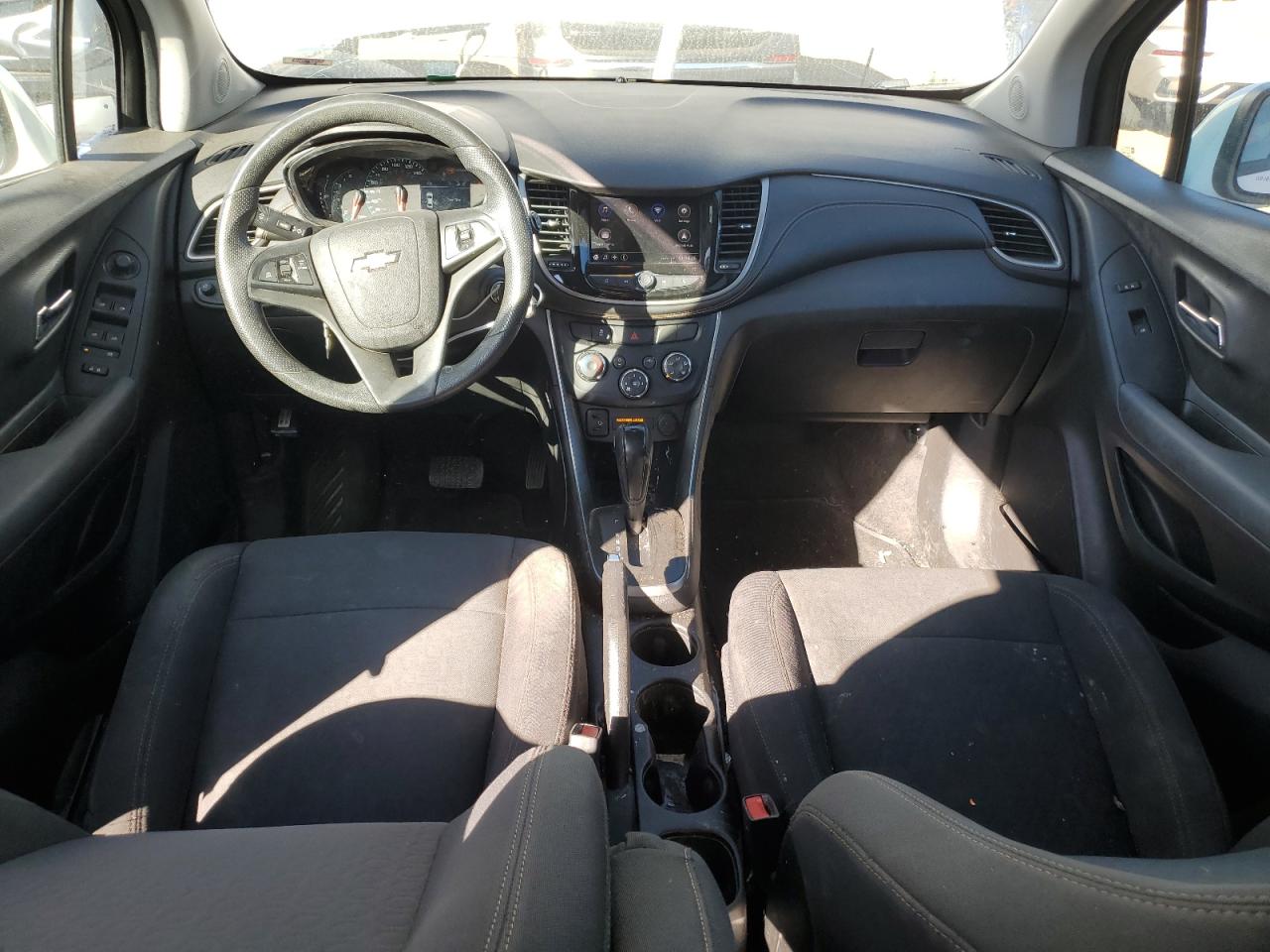 2020 Chevrolet Trax VIN 3GNCJNSB0LL172209 Copart auction photo, rear end / side damage thumbnail 8