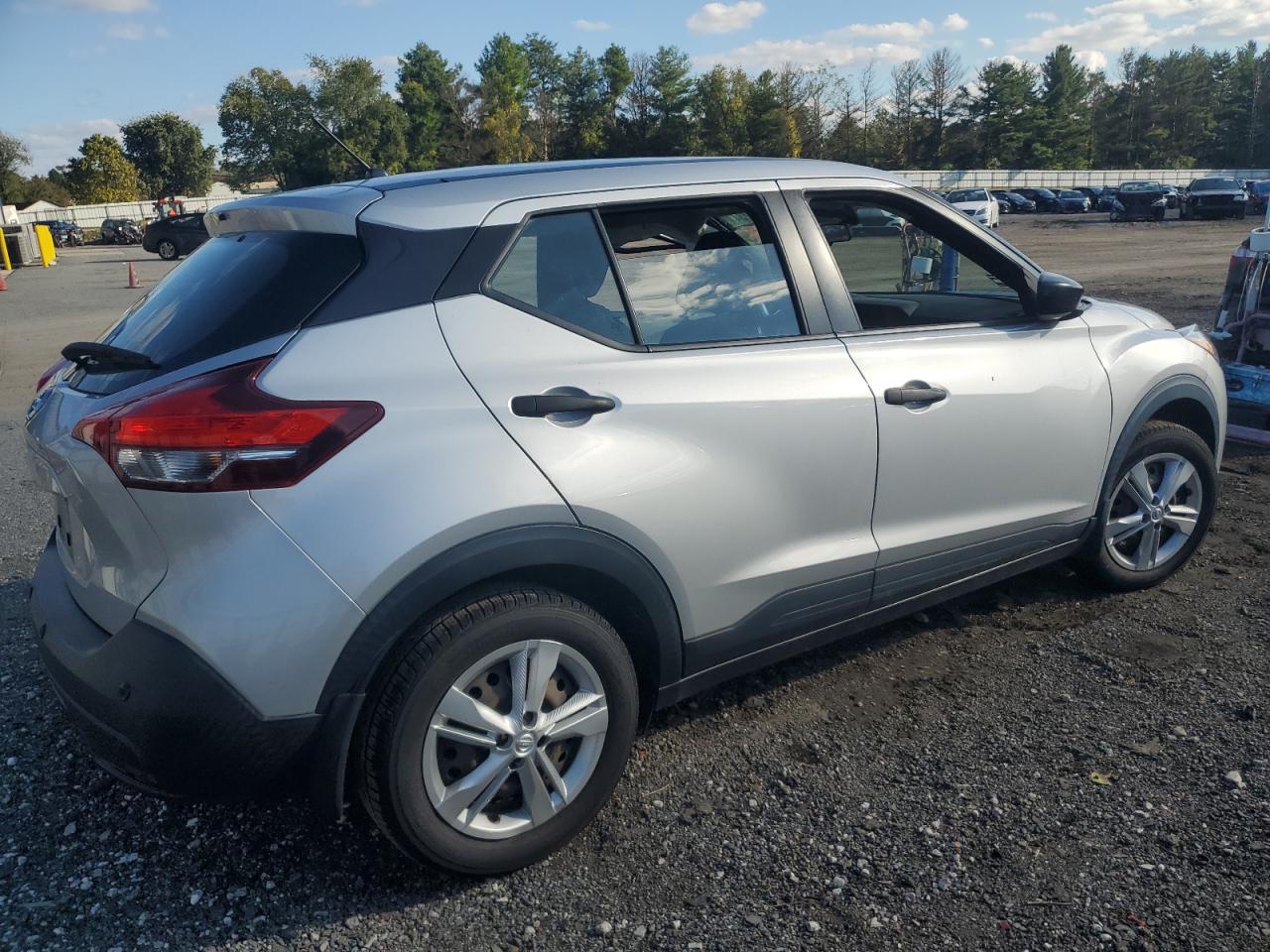 2020 Nissan Kicks VIN 3N1CP5BV2LL552544 Copart auction photo, undercarriage / front end damage thumbnail 3