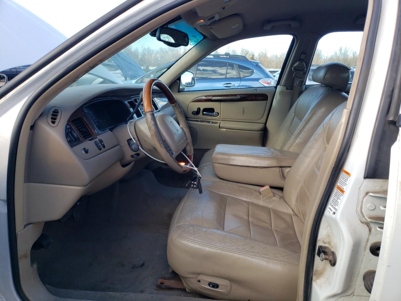 2002 Lincoln Town Car VIN 1LNHM82W32Y663392 Copart auction photo, side damage thumbnail 7