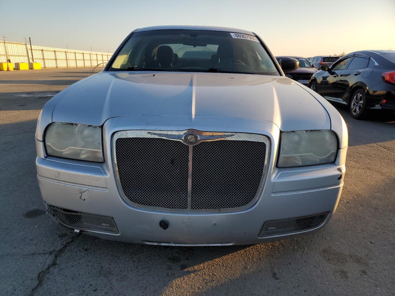 2008 Chrysler 300 VIN 2C3KA43R38H122483 Copart auction photo, all over damage thumbnail 5