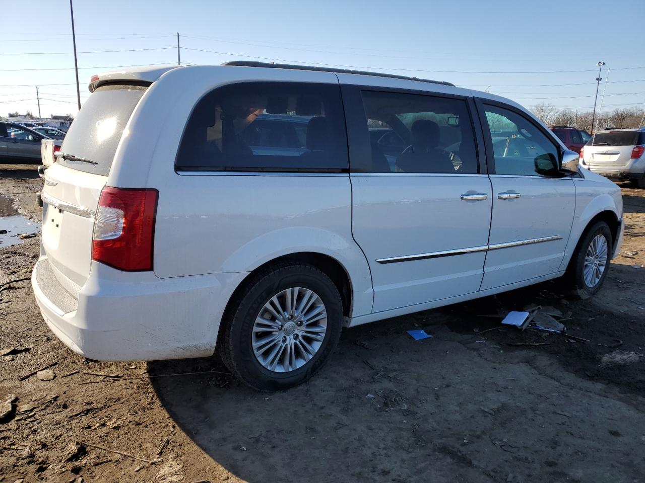 2015 Chrysler Town & Country VIN 2C4RC1CG4FR561930 Copart auction photo, all over damage thumbnail 3